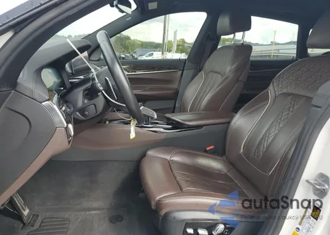 2019 BMW 640 Xigt z USA, uszkodzony, nr VIN WBAJV6C58KBK08342